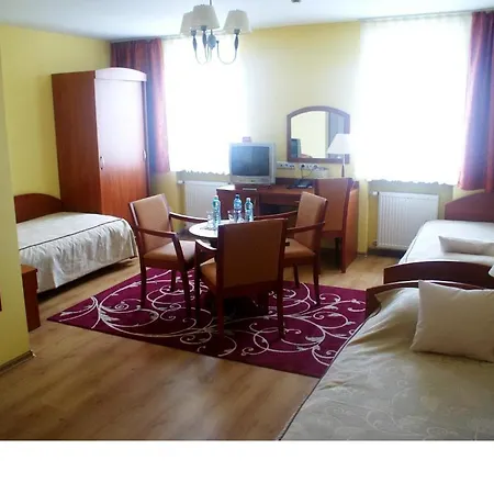 Ξενοδοχείο Wald 3*