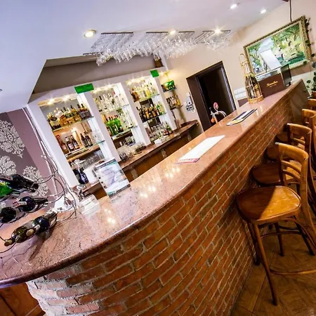 Wald 3* Βαρσοβία